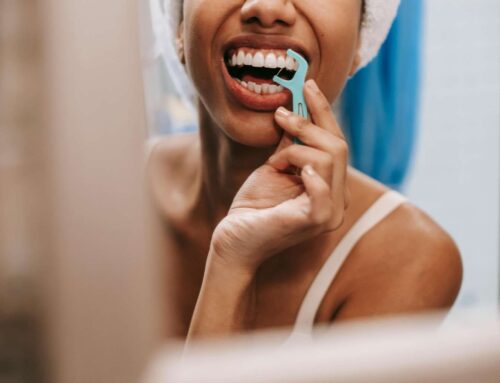 치아 이물감 | 양치해도 이빨에 낀 느낌, 원인은 따로 있습니다 (울산 드림연합치과)